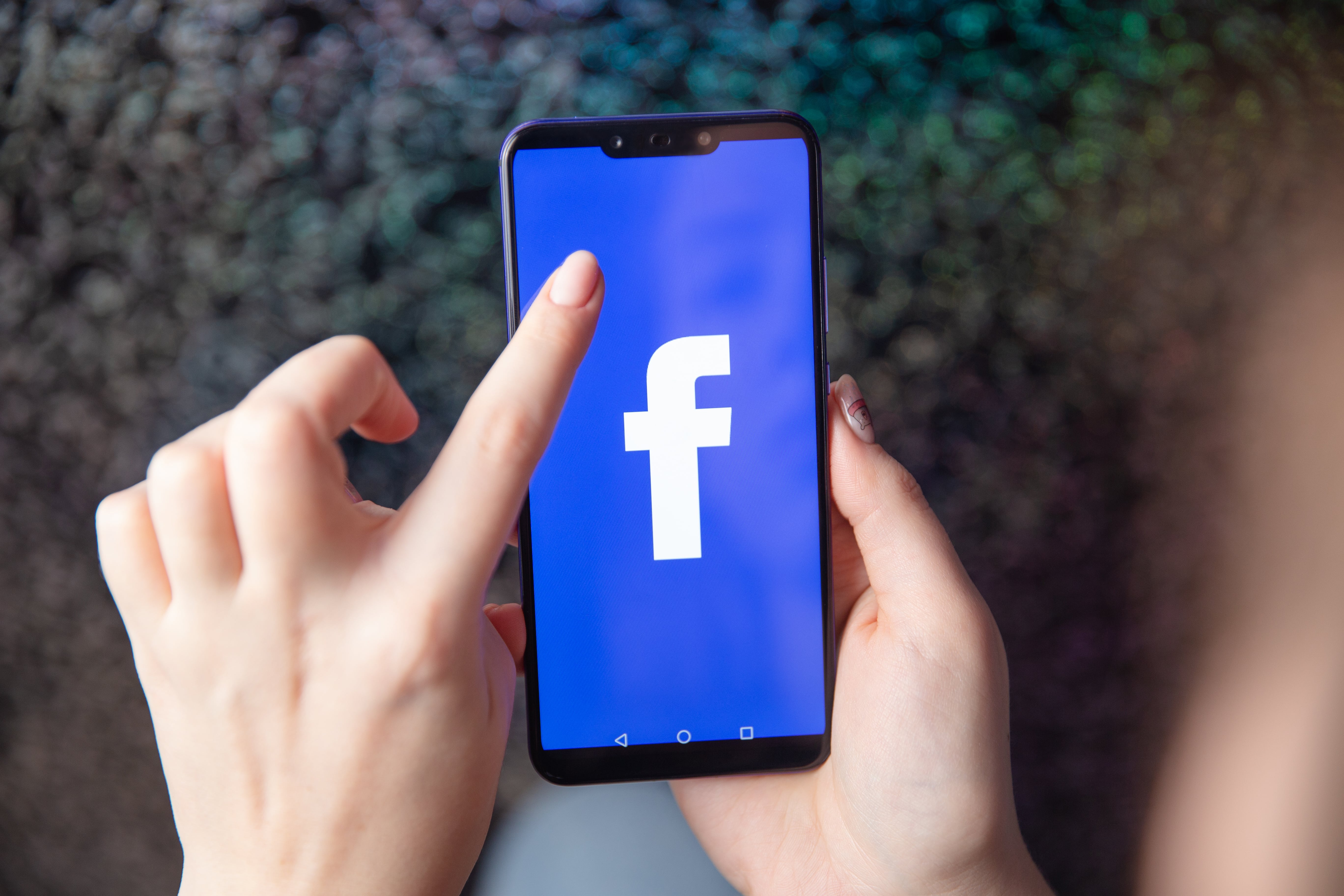reseaux-sociaux-chiffres-2021-facebook