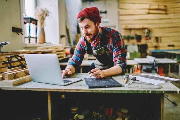 Contracting-Businesses-Find-New-Clients-by_Going-Digital