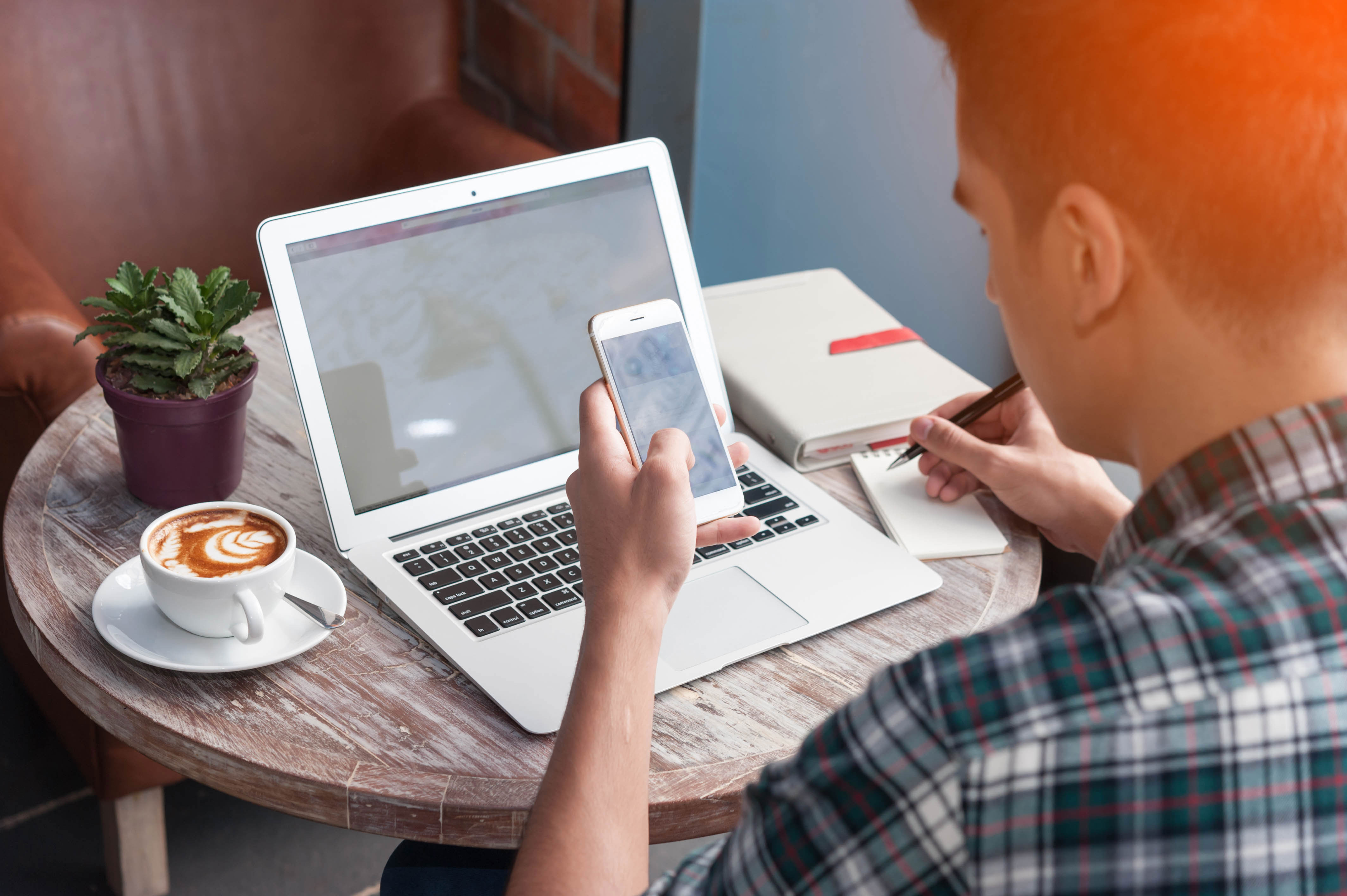 Publicité en ligne : Facebook Ads VS Google Ads